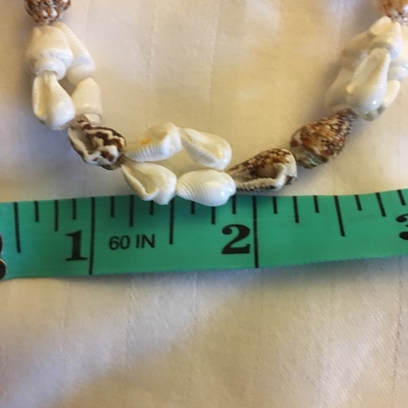 Three Hawaiian shell necklace 20” long & short - Picture 3 of 6